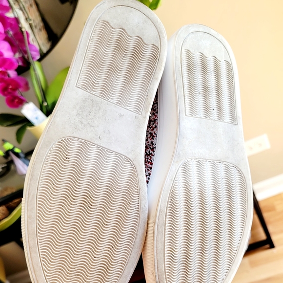 Katy Perry Sneakers, Size 6 - Picture 3 of 4